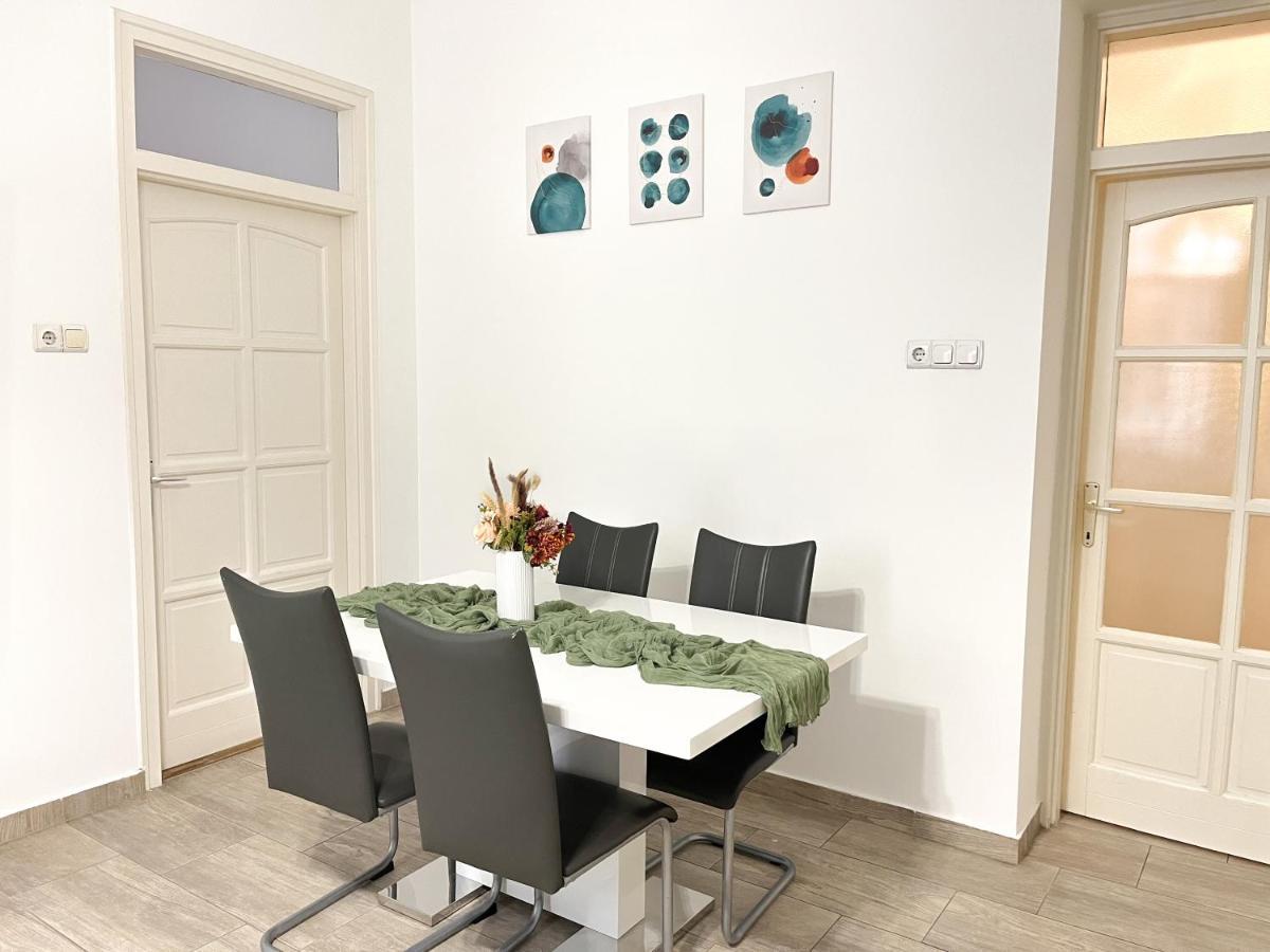 Majestic Residency - 3 Bedrooms Apartment Budapest Habitación foto